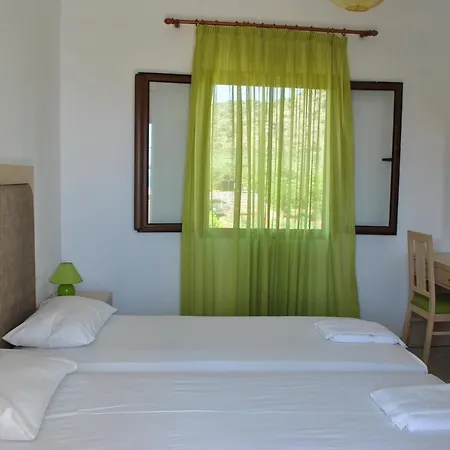 Antigoni 'olive Room' Appartement Mílatos
